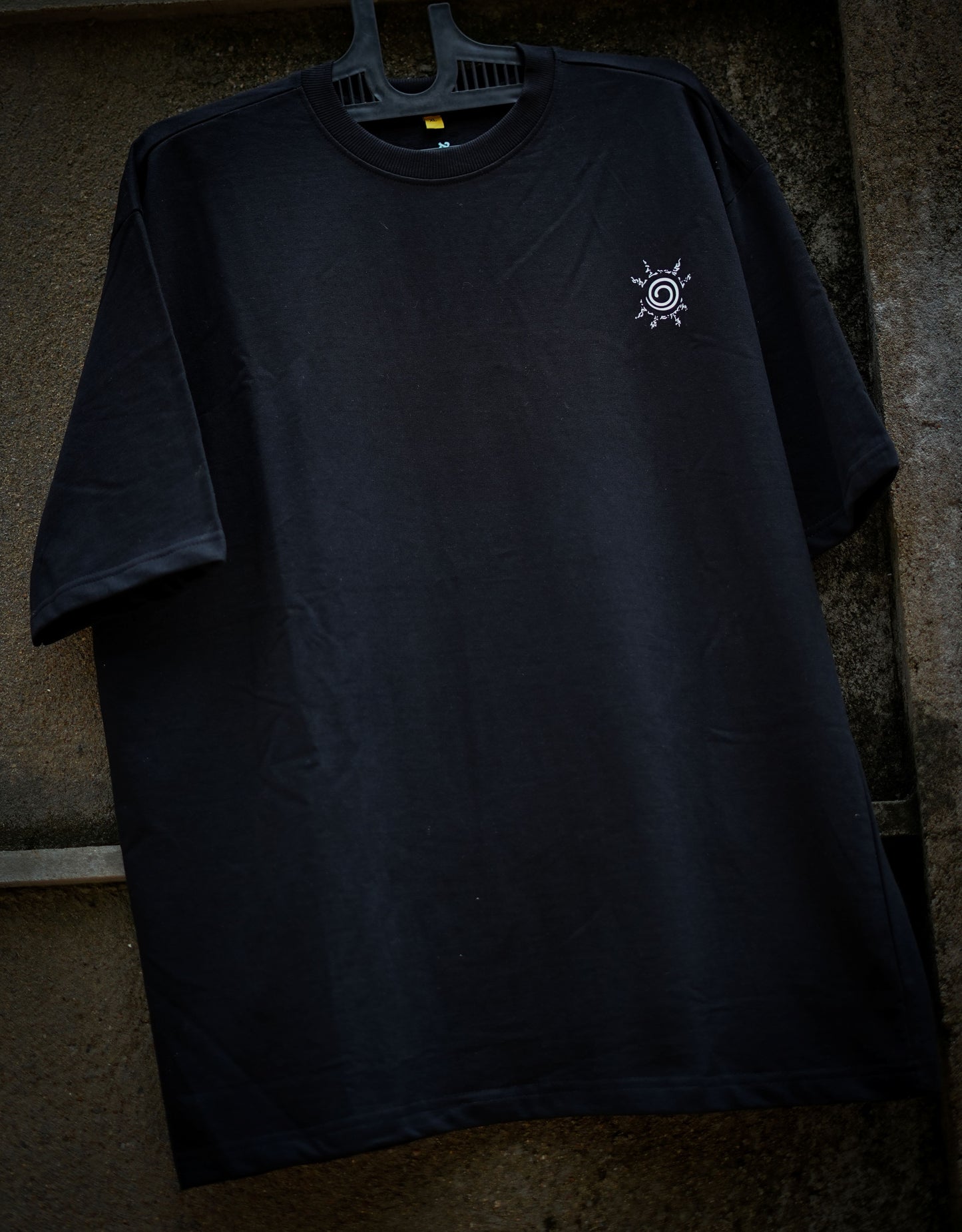 Hidden Leaf Legacy - Naruto Uzumaki Black Oversized Tee