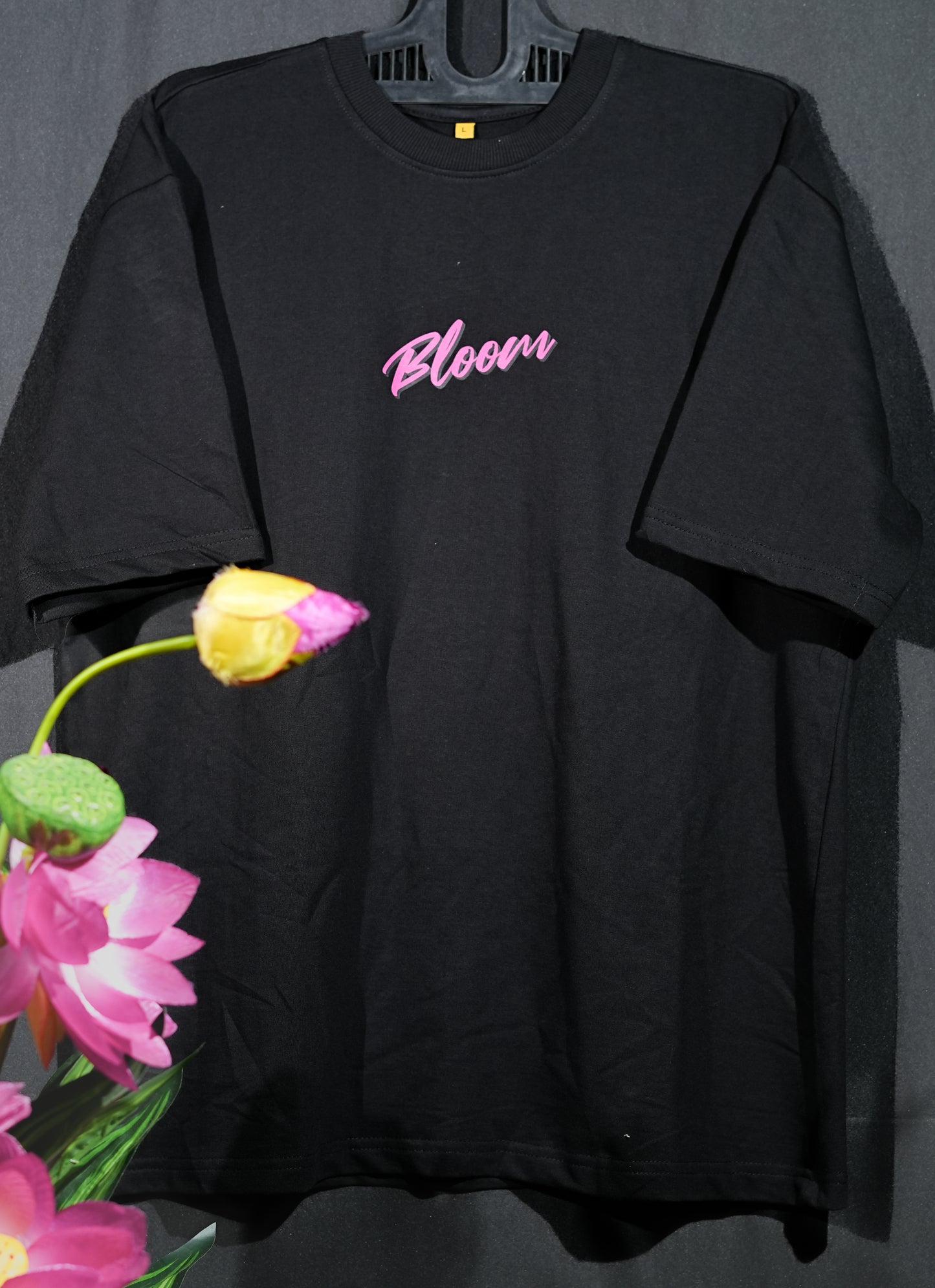 Eros Bloom - Greek Love Child Art Black Oversized Tee