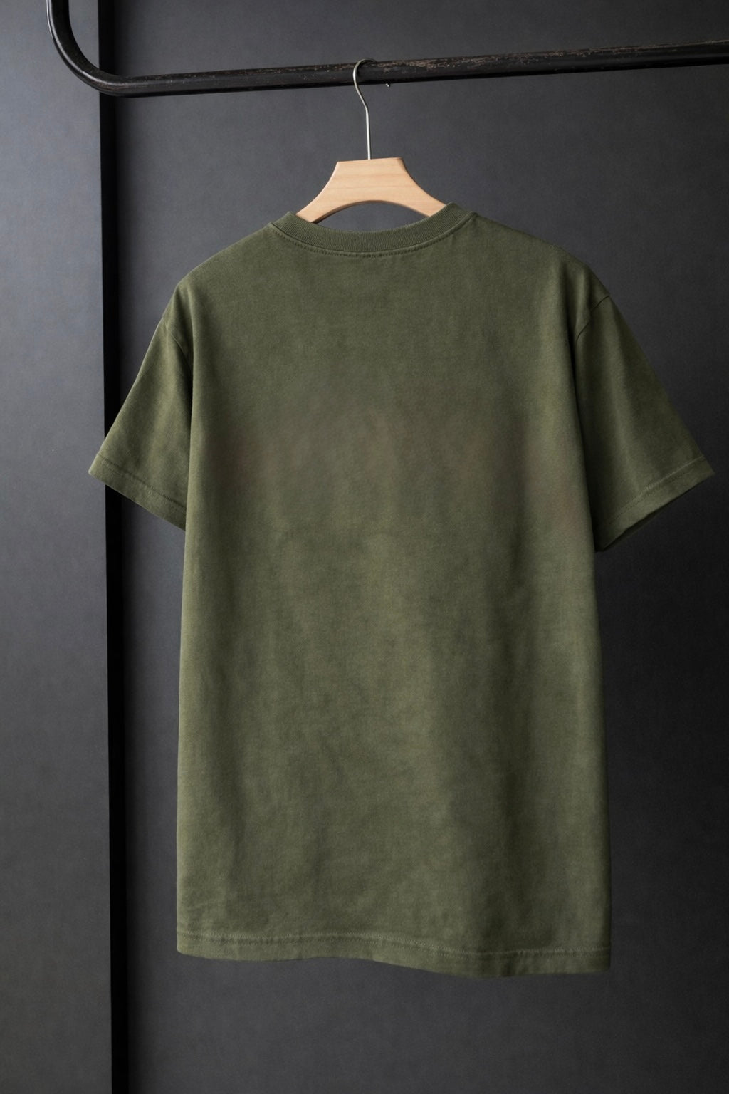 Essential Plain Tee - Olive Green